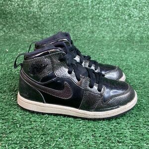 Air Jordan 1 Retro Black Patent Size 10C Toddler Baby Nike 2016 705304-017